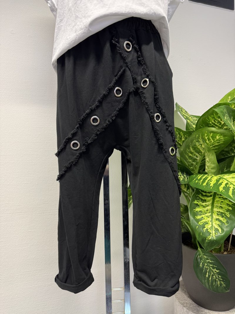 Baggy Hose Schwarz mit Ösen