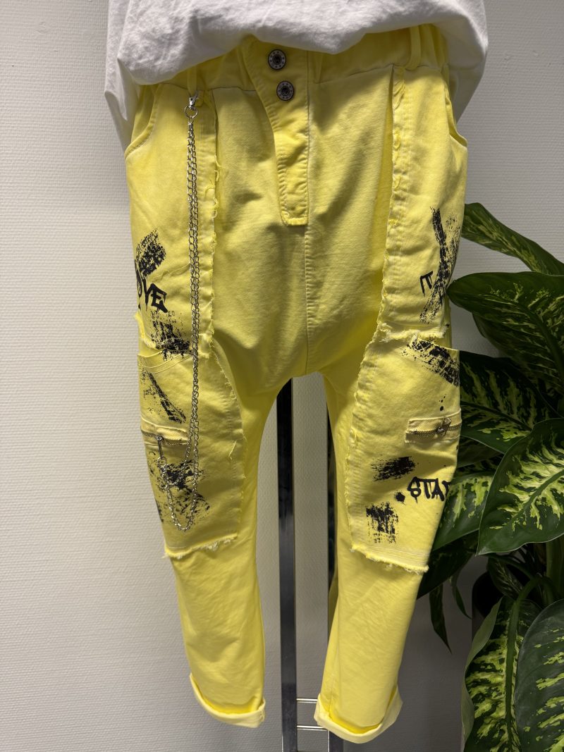 Baggy Hose Gelb