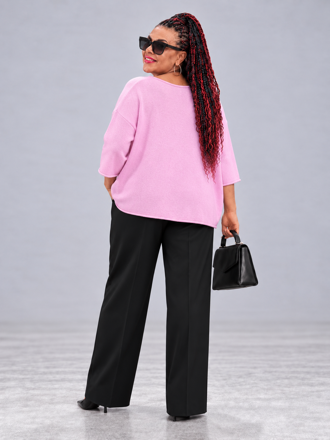 Oversize-Strickpullover mit leichtem Rollsaum – Bild 5